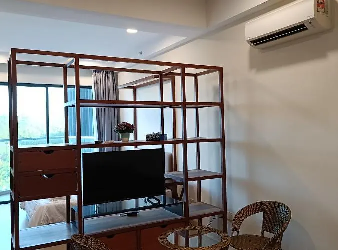 Timurbay Seafront Residence Mawar Inap Homestay