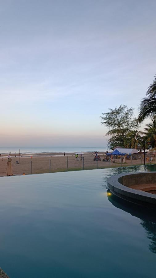 Timurbay Seafront Mawar Inap Homestay Kuantan